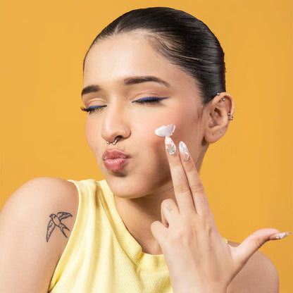 Skinity OxyGlow Brightening & Lightening Roll-On