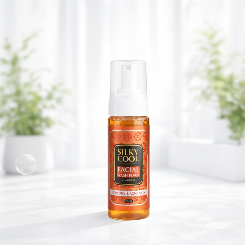 Silky Cool Facial Foam Wash Vitamin C 150ml